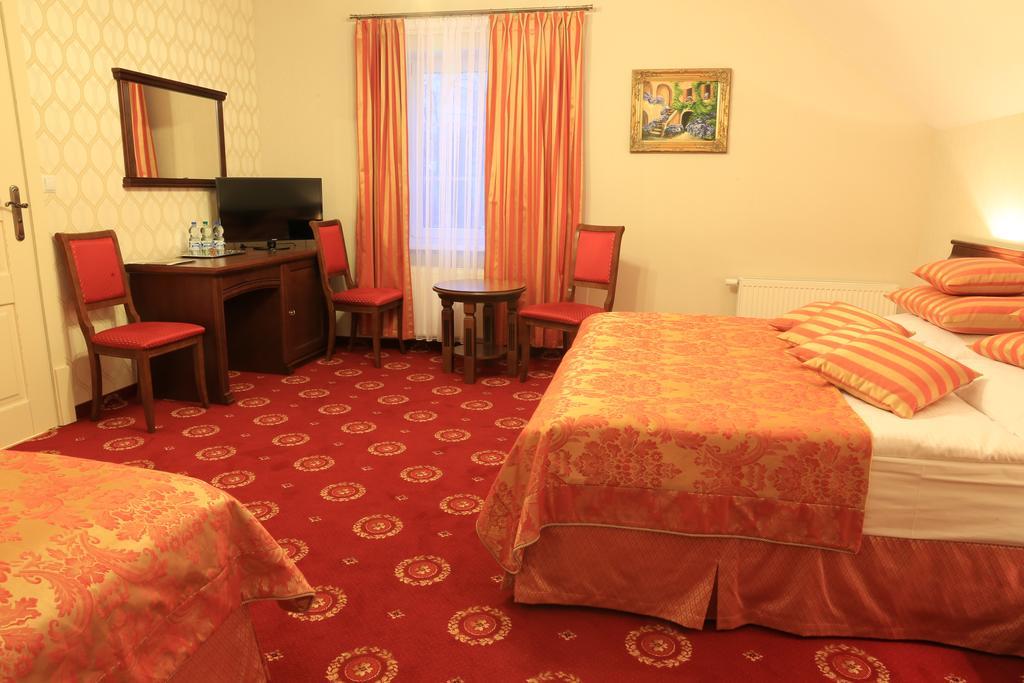 Hotel Kopernik チェホチネク 部屋 写真